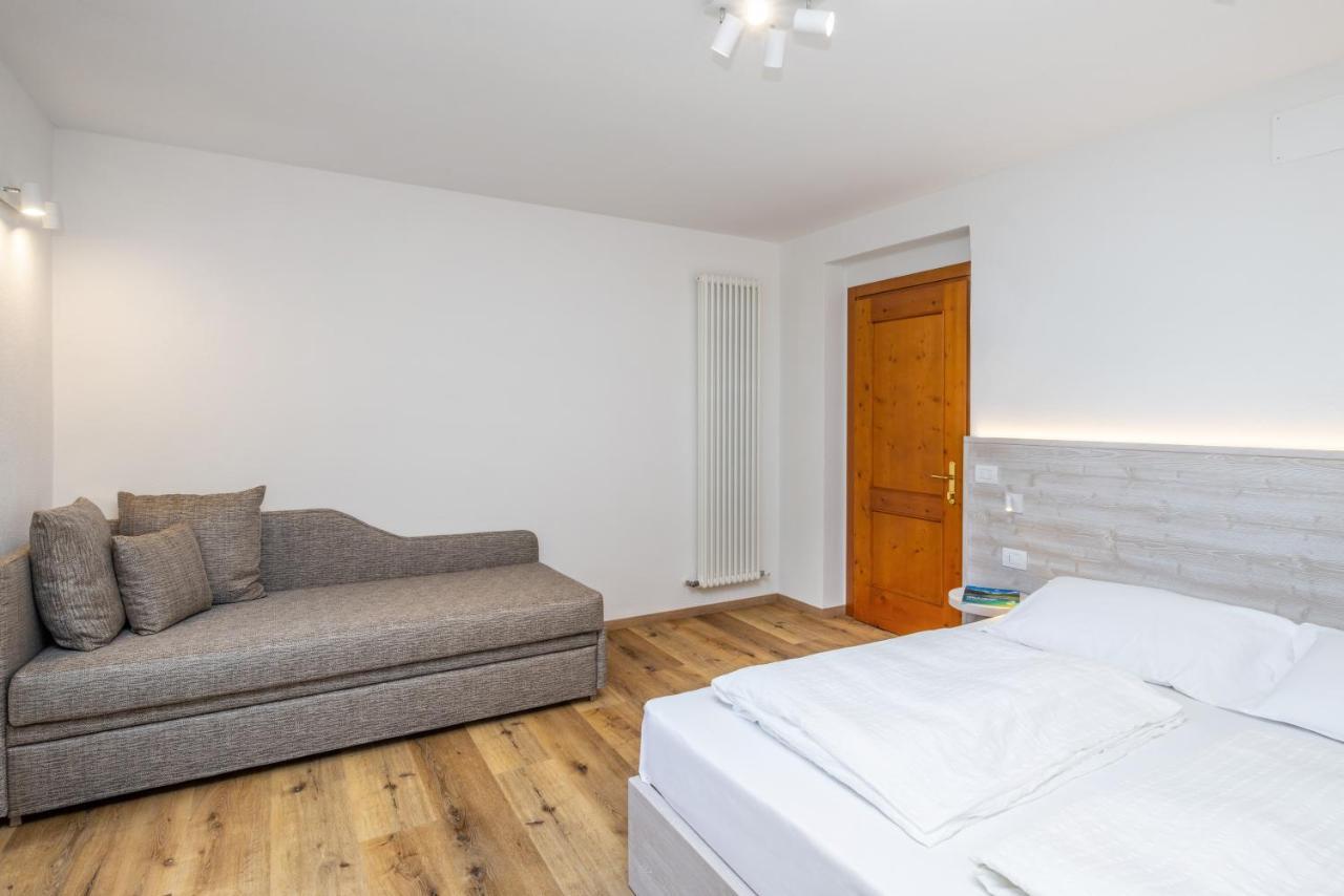 Hotel Londra Slow Living Мольвено Екстер'єр фото