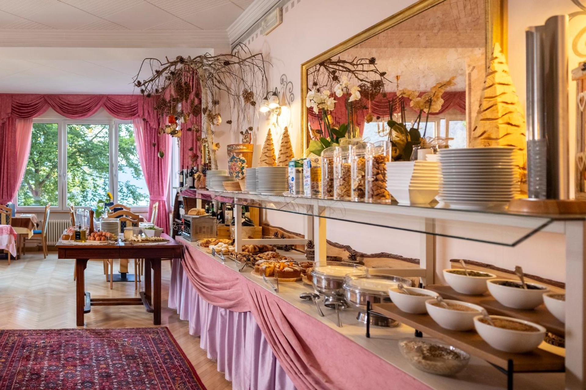 Hotel Londra Slow Living Мольвено Екстер'єр фото